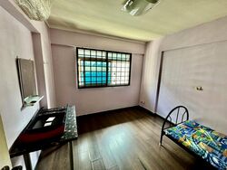 Blk 323 Woodlands Street 32 (Woodlands), HDB Executive #474749501